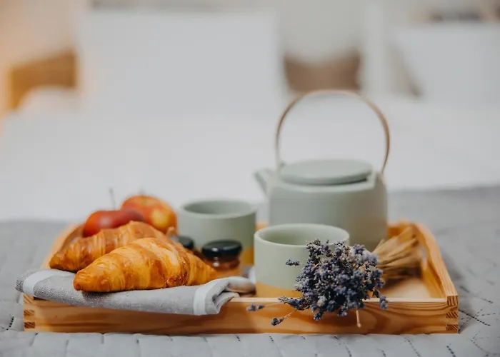 Bed & Breakfast Folwark I Park Bukowiec (Lower Silesia)