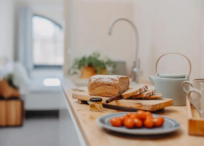 Bed & Breakfast Folwark I Park Bukowiec (Lower Silesia)