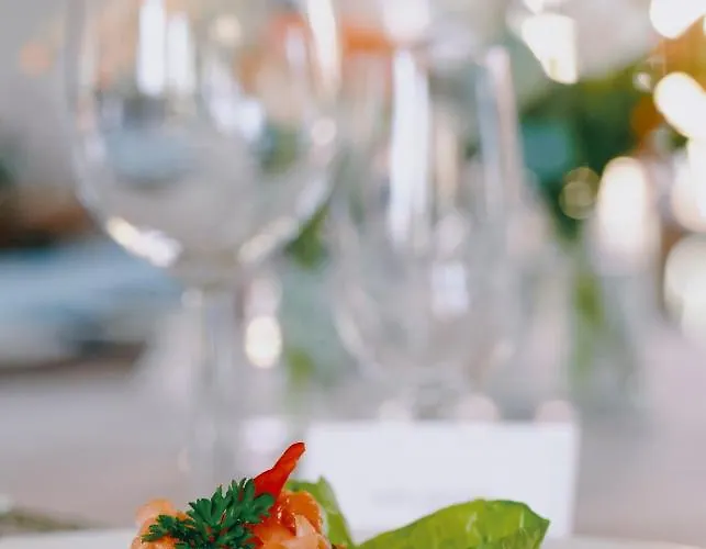 Folwark I Park Bed & Breakfast 3*