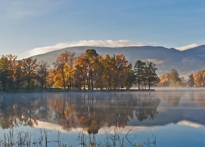 Bed & Breakfast Folwark I Park Bukowiec (Lower Silesia)